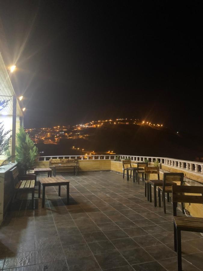 Esperanza Petra Bed & Breakfast Wadi Musa Ngoại thất bức ảnh